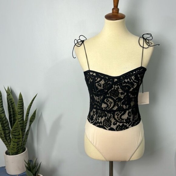 Super Down Stasia Lace Bodysuit NWT Size Medium - Picture 4 of 15